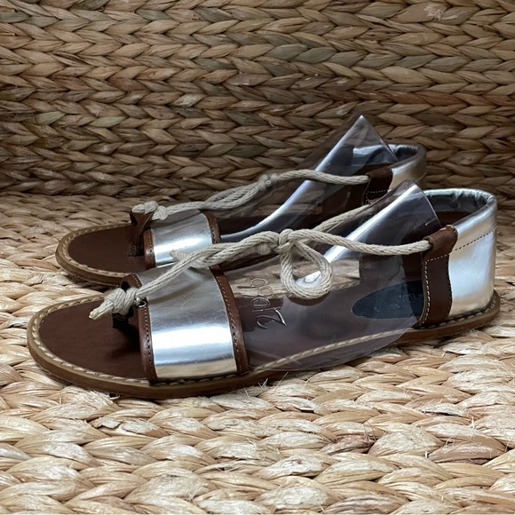 MARNI at H&M‎ Silver Leather Flat Sandals - Picture 1 of 9